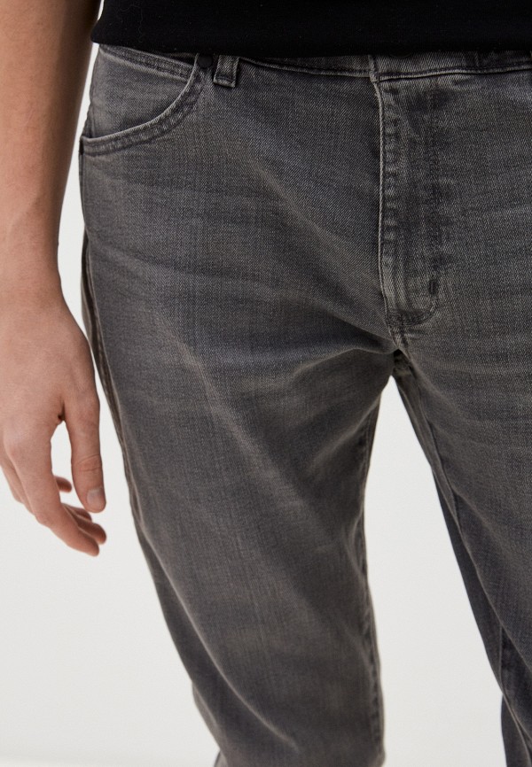 фото Джинсы wrangler