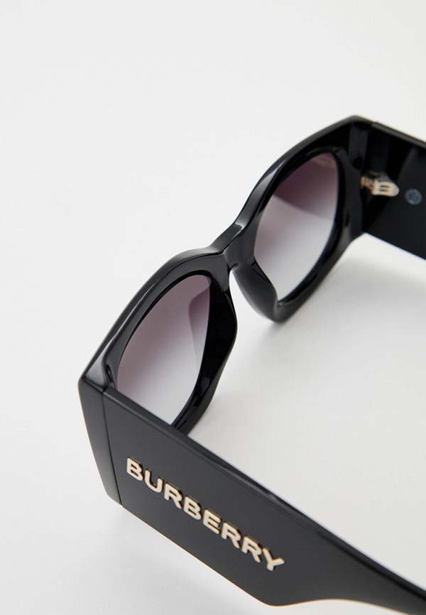 фото Очки солнцезащитные burberry