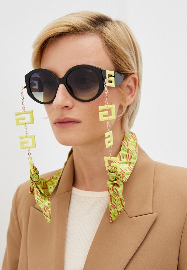 фото Очки солнцезащитные и цепочка guess