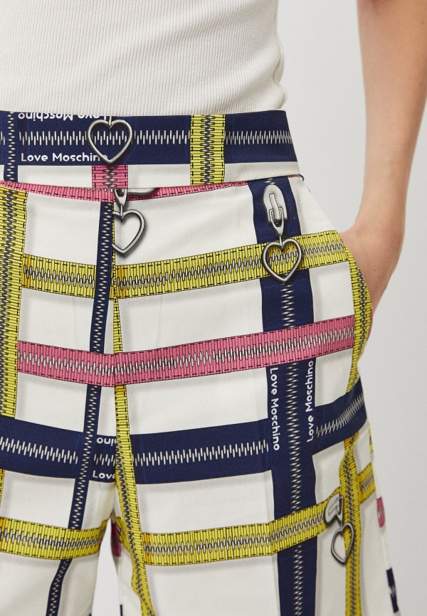 фото Шорты love moschino