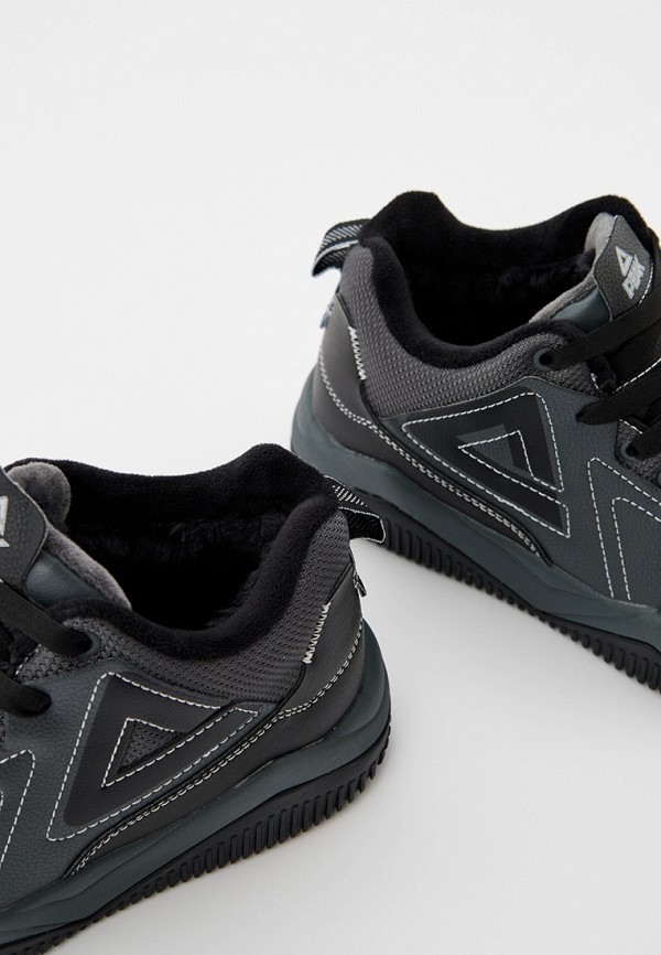 фото Кроссовки peak