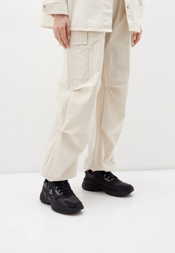 фото Кроссовки peak