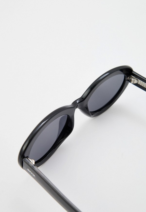 фото Очки солнцезащитные invu