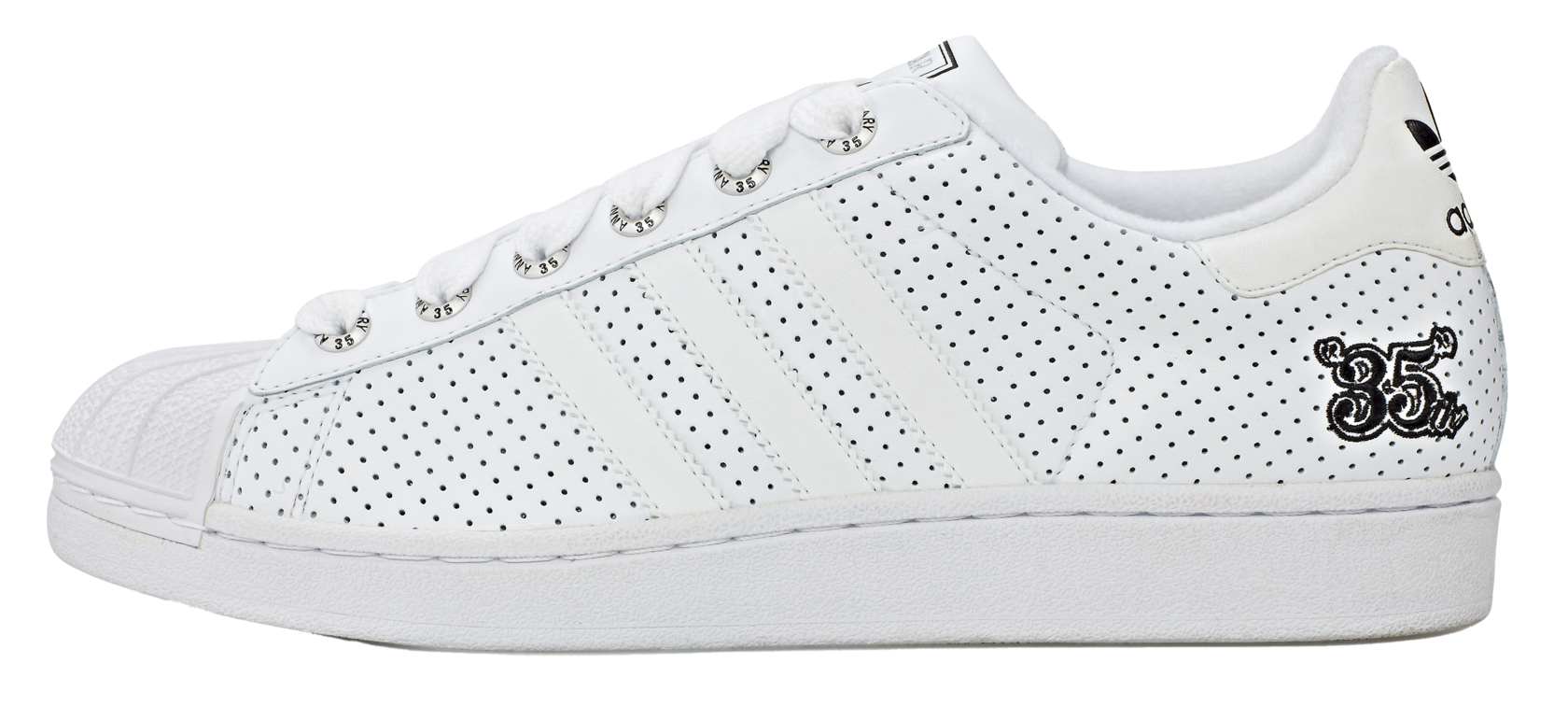 Обновленные adidas Originals Superstar: культовая модель отмечает 50-летие