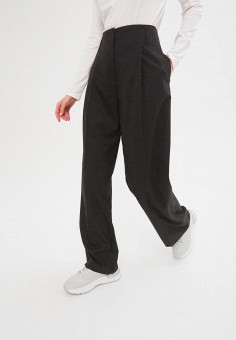 Серые женские широкие брюки (клеш) больших размеров — купить винтернет-магазине Ламода