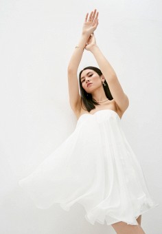 Платье, Elisabetta Franchi, цвет: белый. Артикул: RTLAAF869101. Elisabetta Franchi