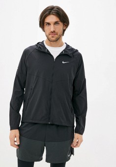 Ветровка, Nike, цвет: черный. Артикул: RTLAAS182601. Одежда / Верхняя одежда / Легкие куртки и ветровки