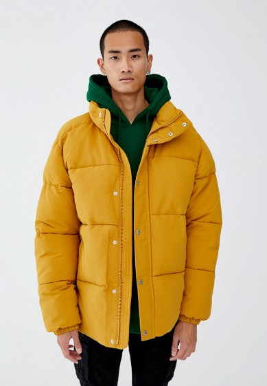 Куртка, Pull&Bear, цвет: желтый. Артикул: IX001XM000OV. Одежда / Верхняя одежда / Пуховики и зимние куртки