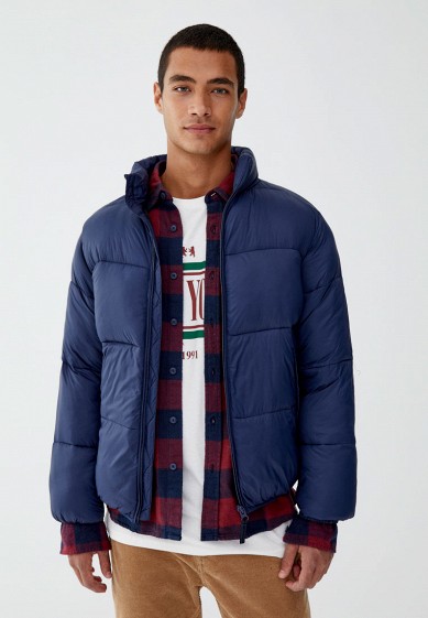 Куртка утепленная, Pull&Bear, цвет: синий. Артикул: IX001XM000QH. Одежда / Верхняя одежда / Пуховики и зимние куртки