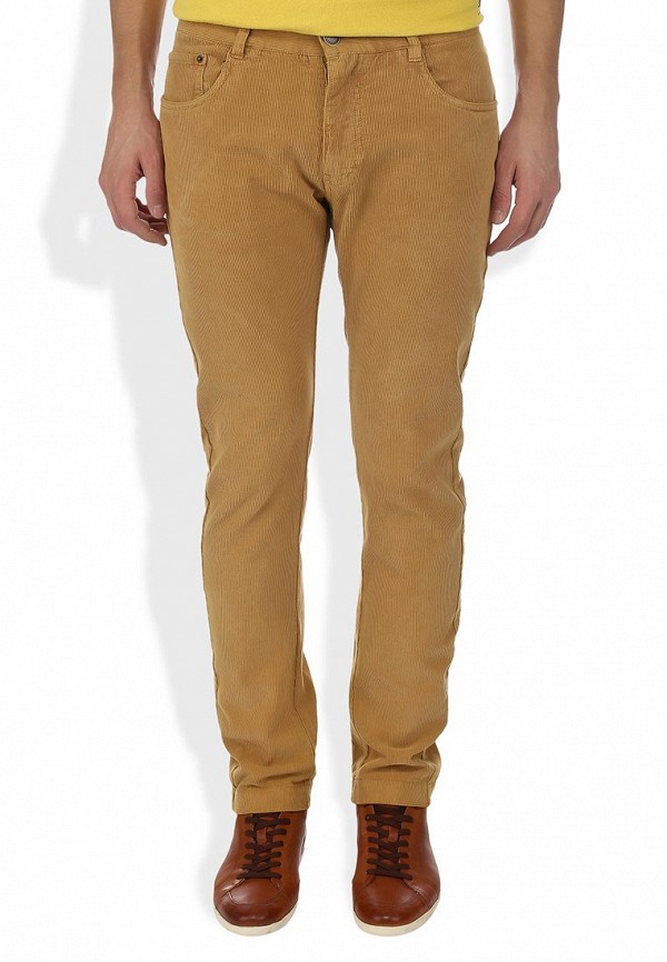 Бежевые джинсы женские на резинке. Песочные джинсы мужские. Вельветовые брюки момс. Джинсы песочного цвета. Бежевые джинсы.