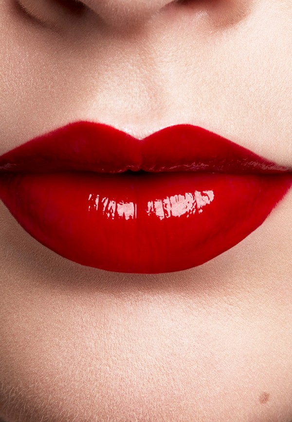 L'Oreal Paris Помада - Color Riche Shine, защищающая и увлажняющая, оттенок 350, Рубиновое Безумие, 4.8 гр - фото 4