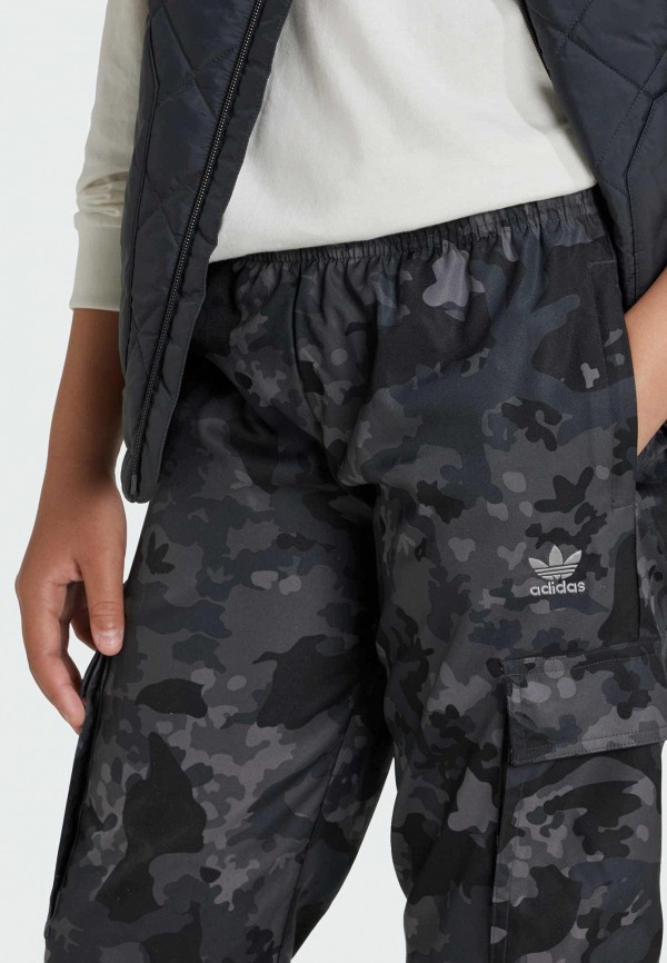 adidas Брюки - Allover Print Cargo - фото 4