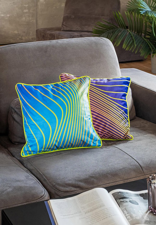 Moroshka Подушка декоративная - бархатная двусторонняя с принтом и кантом Karim 40x10x40 см - фото 5