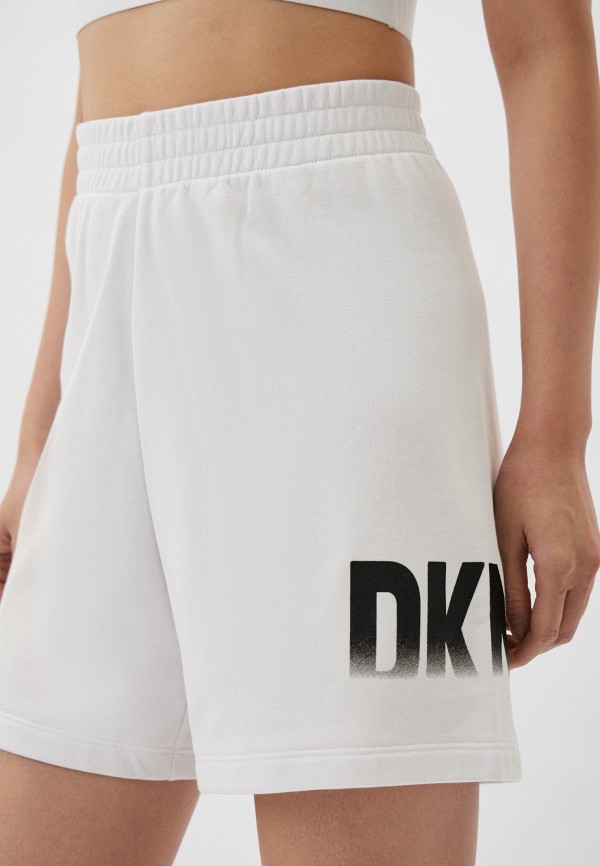 Шорты спортивные DKNY, цвет: белый, MP002XW01EM6 — купить в интернет ...