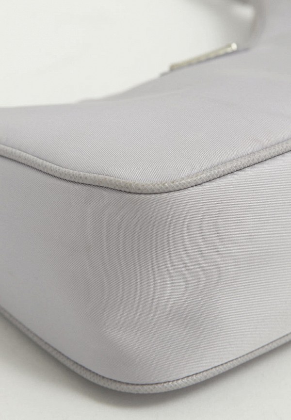 Prada Resale Сумка - Re-Edition 2005 - фото 5