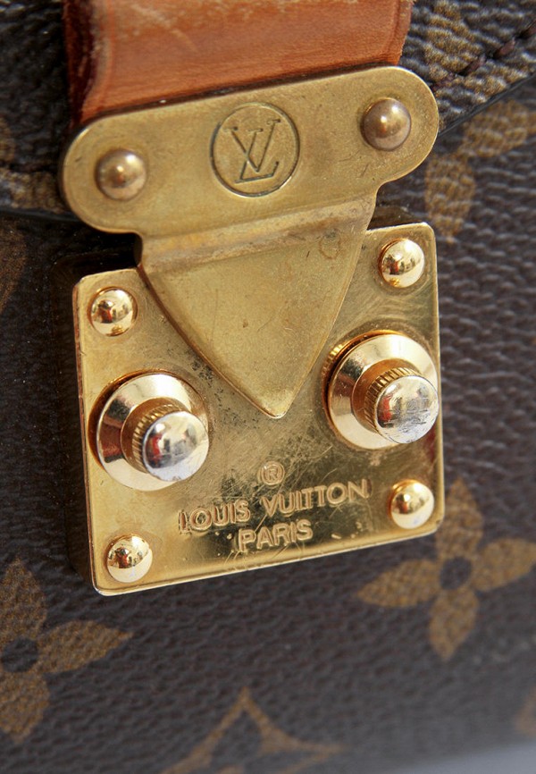 Louis Vuitton Resale Сумка - Pochette Metis - фото 4