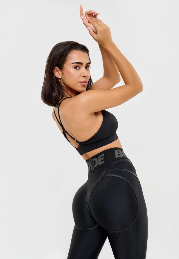 Аяқтары бар шұлықтардағы порно