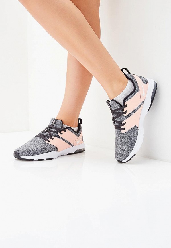 Nike Air Bella TR Women's Training Shoe 