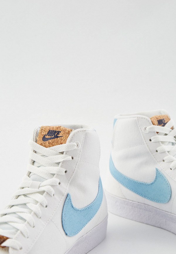 Nike blazer mid se top