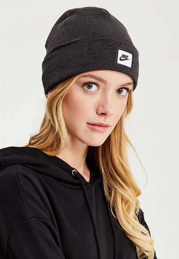 Nike sales beanie tech