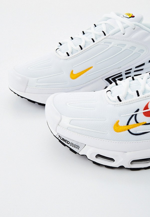 Nike blanche et or on sale
