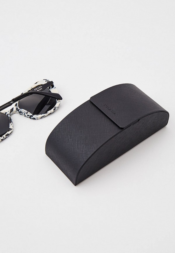 Prada Очки солнцезащитные - PR 03YS 02Y5S0 - фото 4