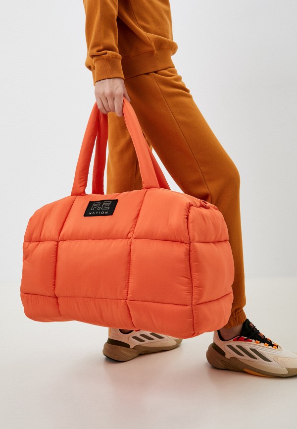 Сумка спортивная P.E Nation BEST PLAY GYM BAG, цвет оранжевый