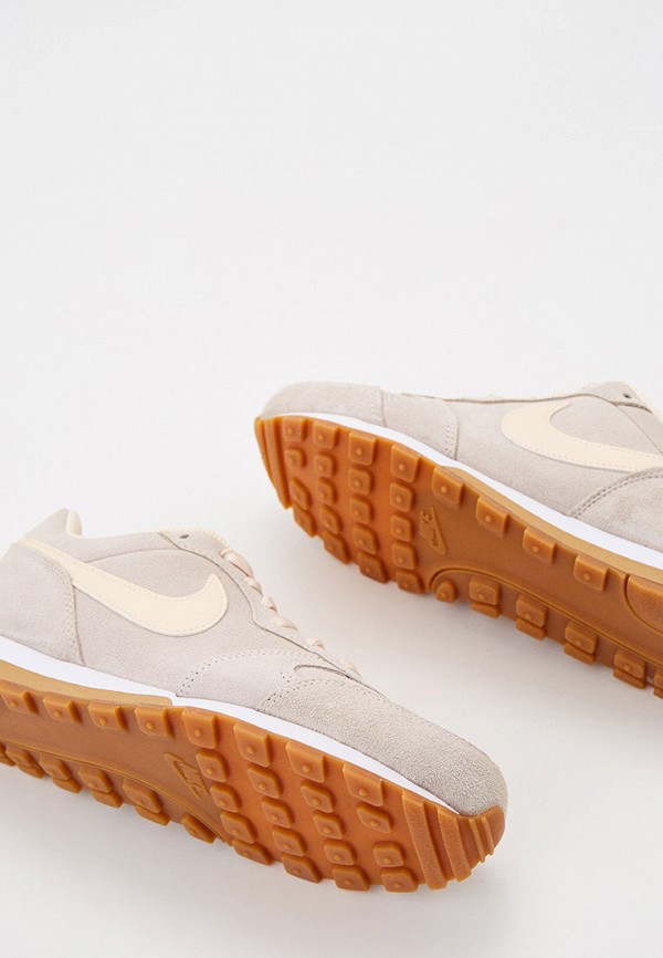 Nike md runner 2 suede beige hotsell