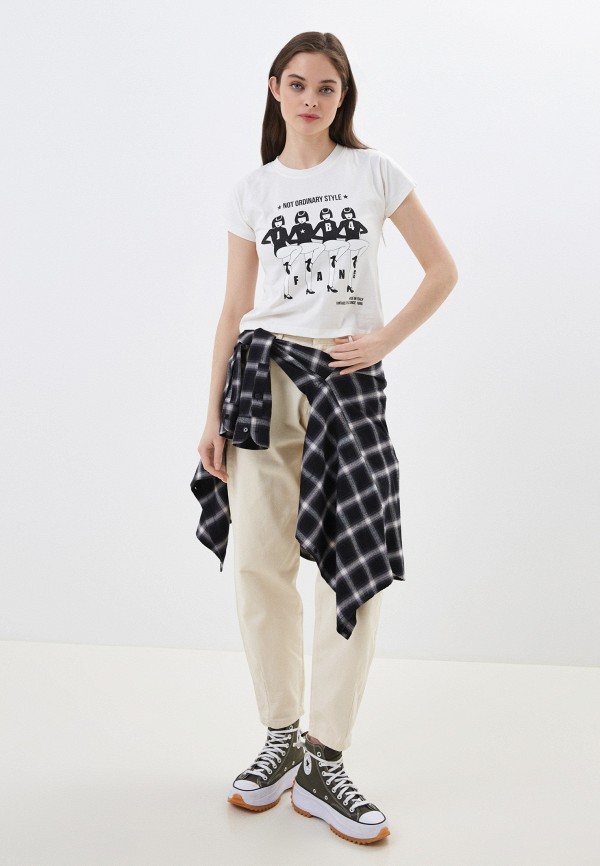 J.B4 Джинсы - фото 2