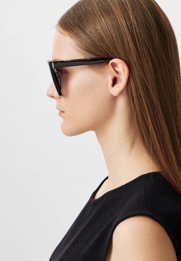 Очки солнцезащитные Calvin Klein CK22530S 001, цвет: черный ...