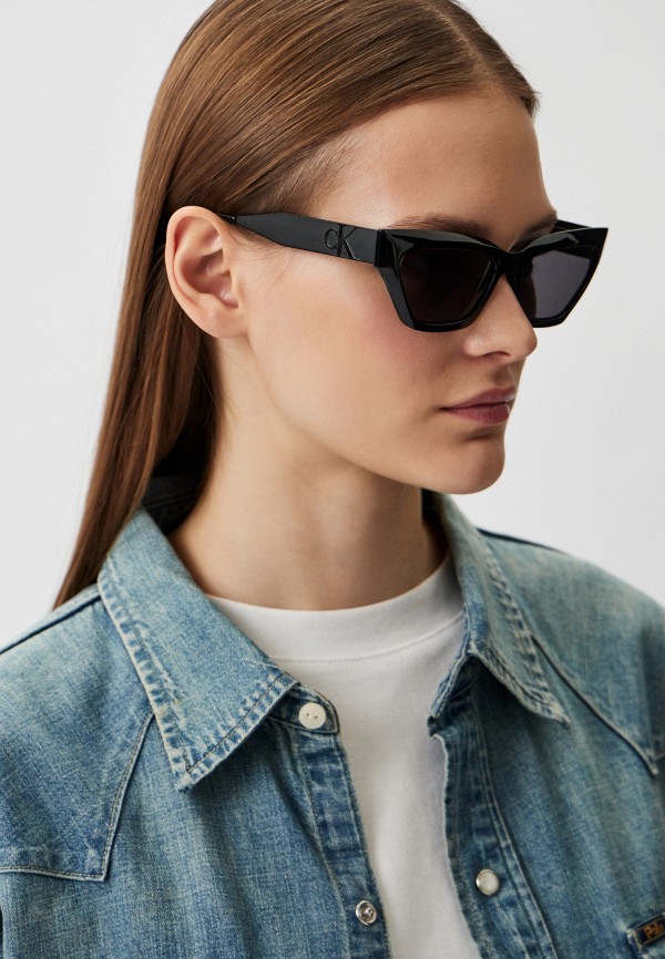 Очки солнцезащитные Calvin Klein Jeans CKJ22640S 001, цвет: черный ...