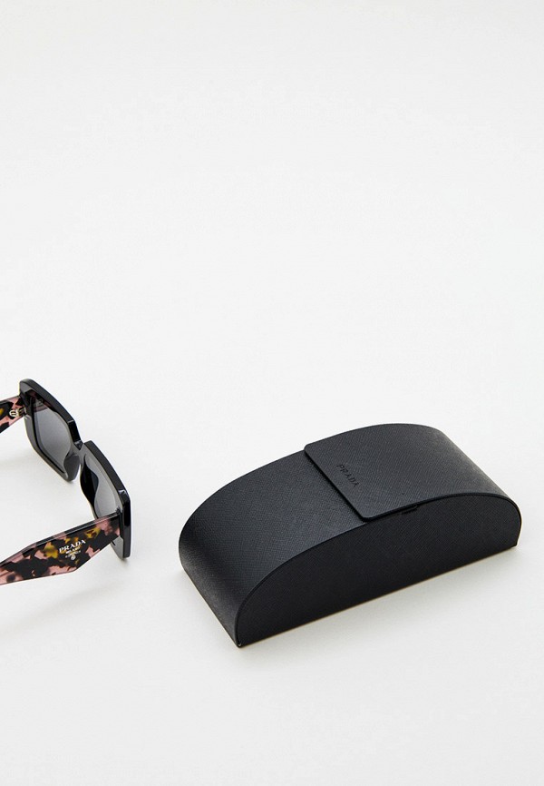 Prada Очки солнцезащитные - PR 23YS 1AB5S0 - фото 4