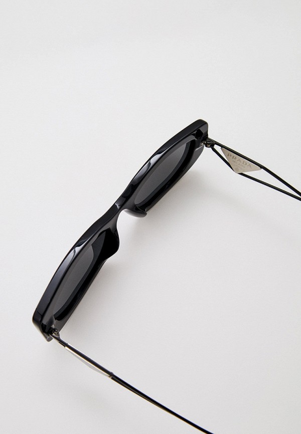 Prada Очки солнцезащитные - PR 14YS 1AB5S0 - фото 3