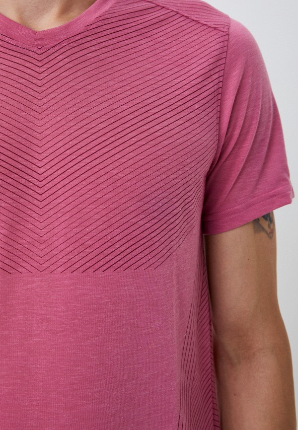 Under Armour Футболка спортивная - UA RUN ANYWHERE BREEZE TEE - фото 4