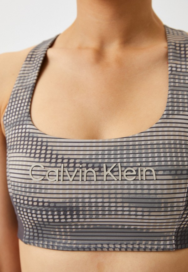 Calvin Klein Performance Топ спортивный - Essentials  WO - Medium Support Sports Bra (Print) - фото 4