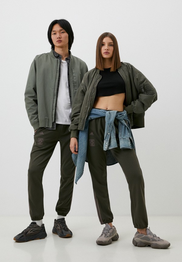 Yeezy adidas shop calabasas