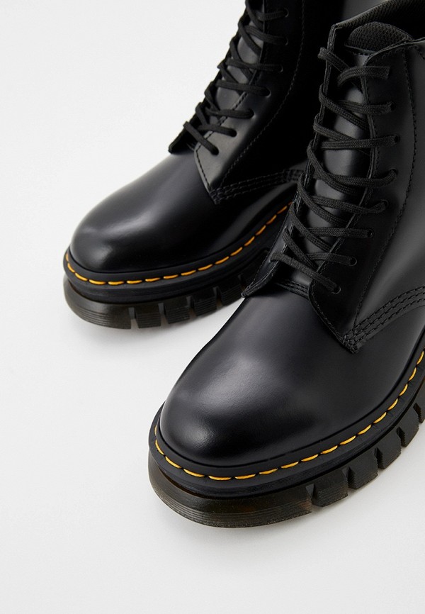 Doc martens black shiny deals