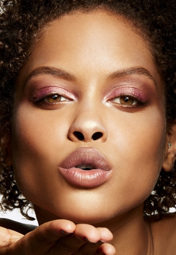 MAC Хайлайтер - кремовый, с мерцающим финишем - фото 5