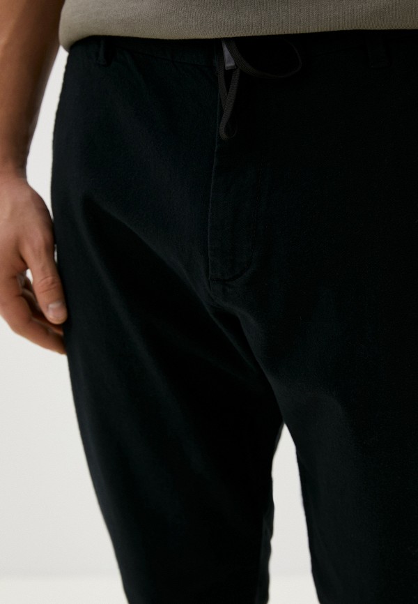 QS by s.Oliver Брюки - фото 4