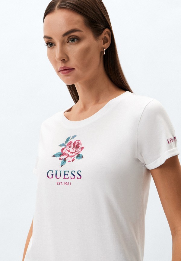 Футболка Guess, цвет: белый, RTLADK526601 — купить в интернет-магазине ...