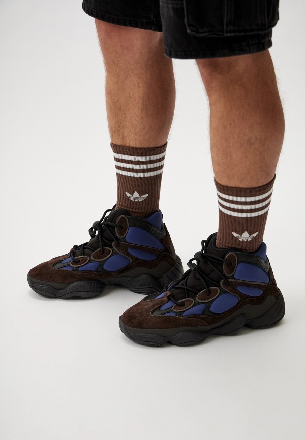 yeezy 500 tyrian on feet