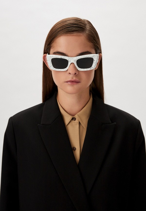 Prada Очки солнцезащитные - PR 13ZS 17D5S0 - фото 5