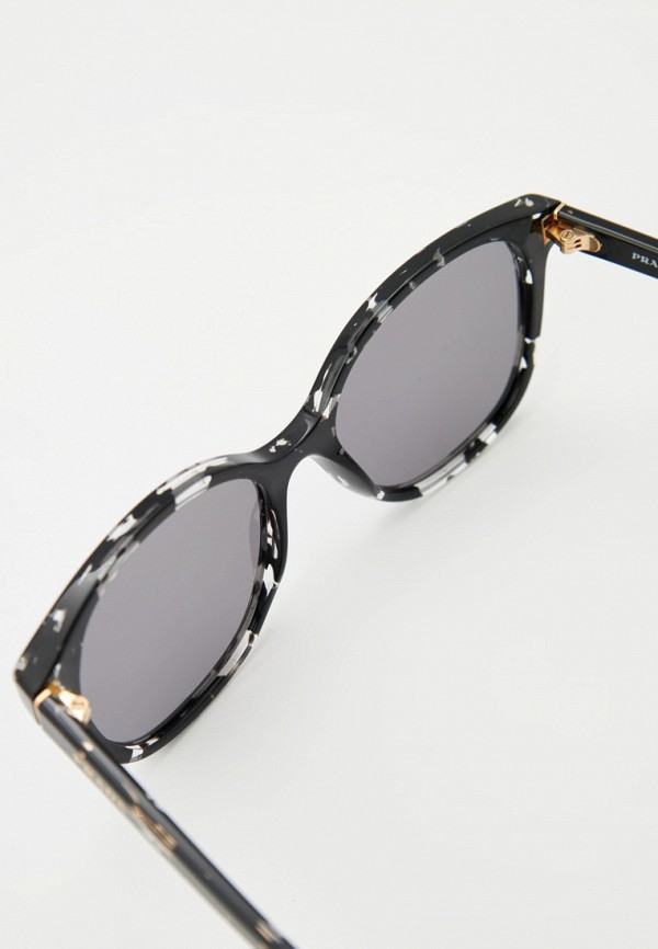 Prada Очки солнцезащитные - PR 22ZS 15S5Z1 - фото 3