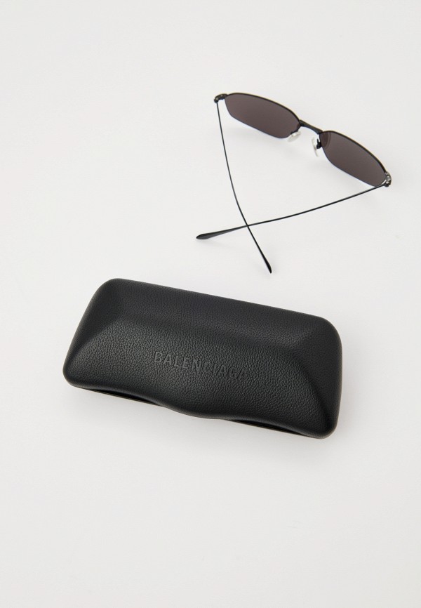 Balenciaga Очки солнцезащитные и цепочка - BB0412S 001 - фото 4