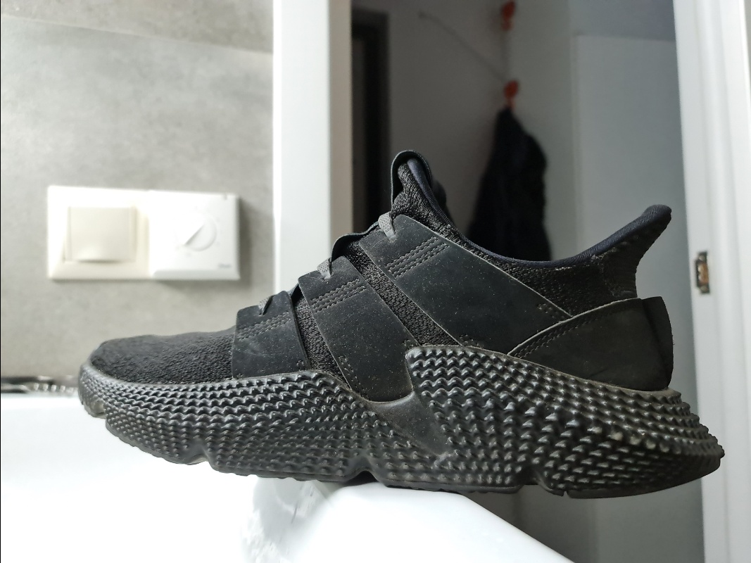 Prophere adidas black white sale