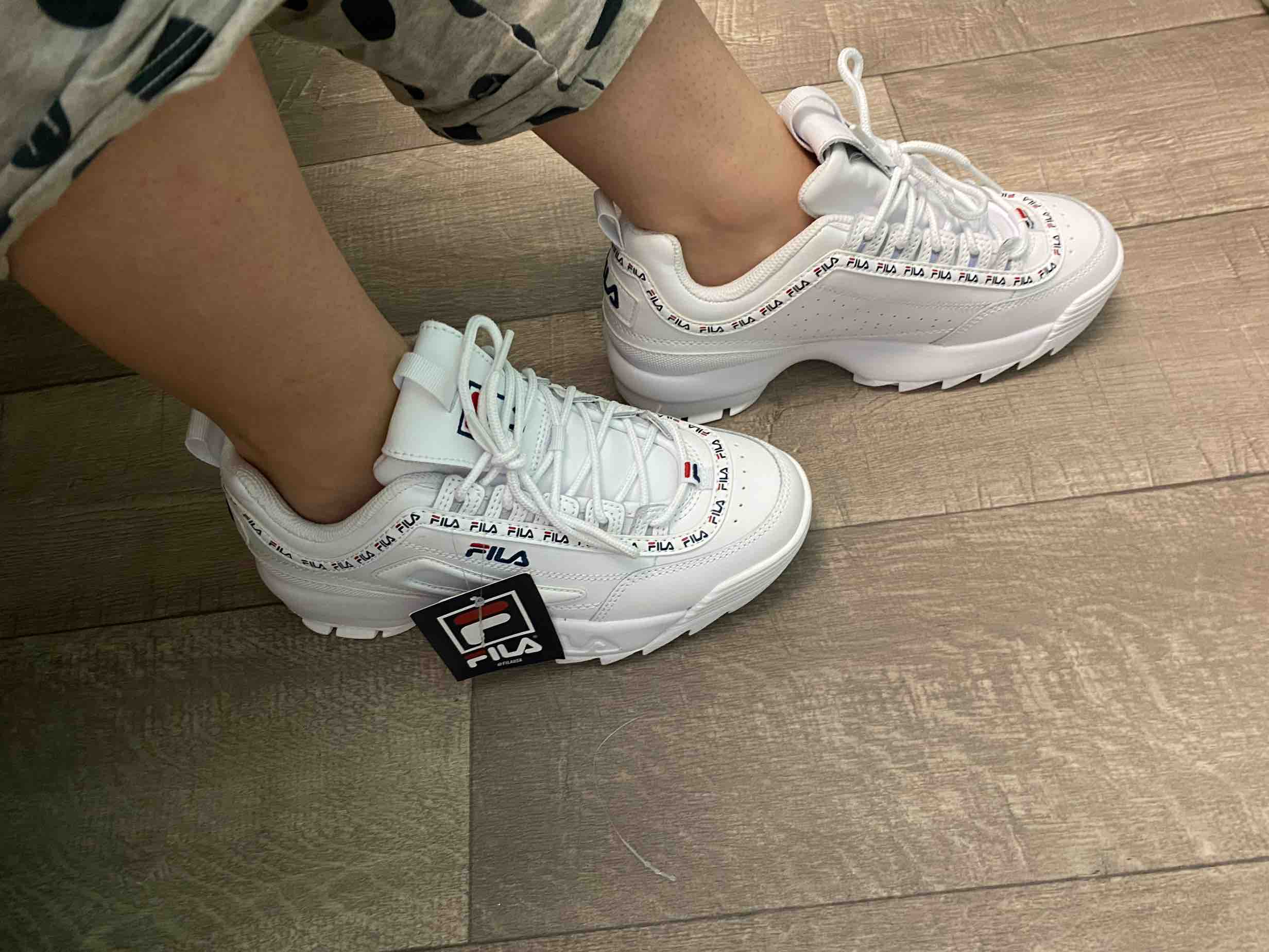 Fila disruptor best sale 2 repeat white