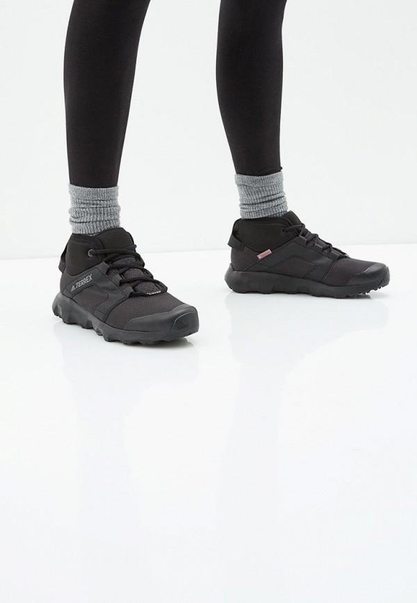 Кроссовки  adidas фото