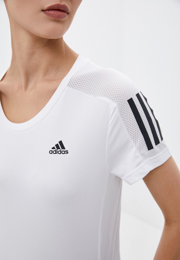 Белая спортивная майка adidas