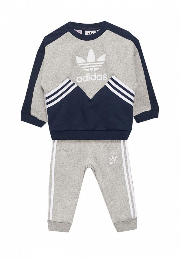 Костюм спортивный Adidas 