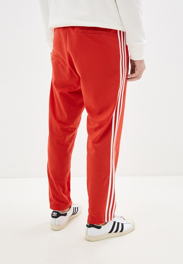 Красные штаны адидас. Штаны спортивные adidas Originals ay7766. Adidas Originals Red штаны. Спортивки адидас штаны красные.